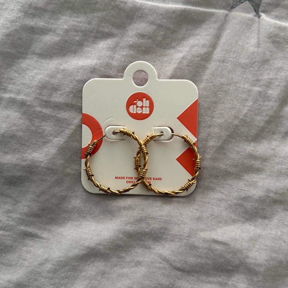 Oh Clem barbed wire earrings